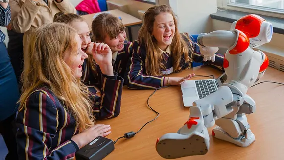Early education in Science would help initiate more women in STEM