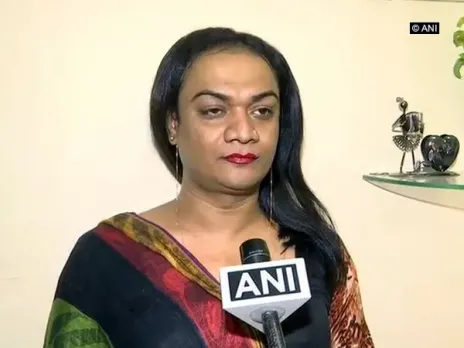 Transgender Sonali Dalvi video