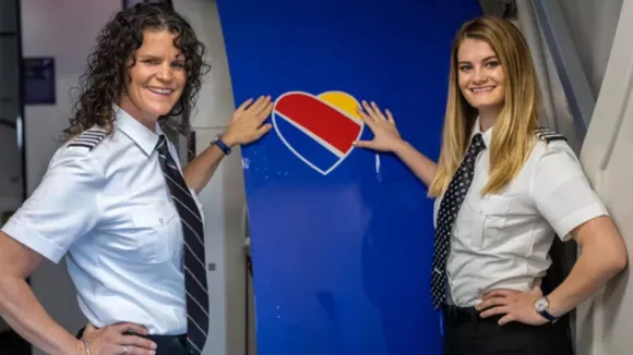 Mother-daughter pilot duo