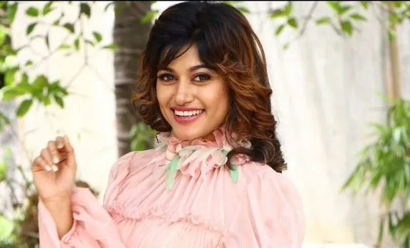 Complaint against Oviyaa