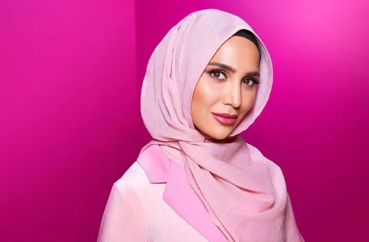 L’Oreal Hijab-Wearing Woman