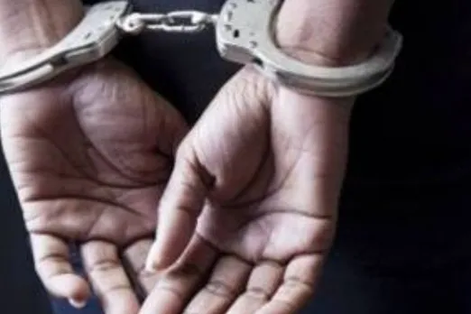 acupuncture therapist filmed females