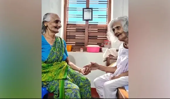 Elderly Bestfriends Reunite