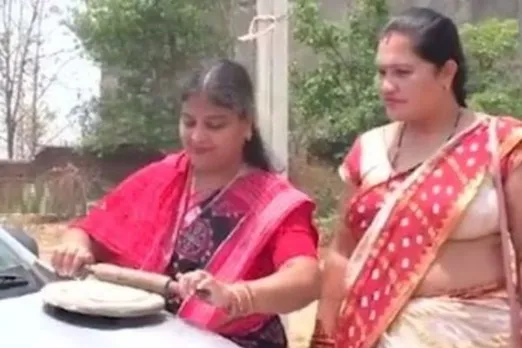roti on car bonnet