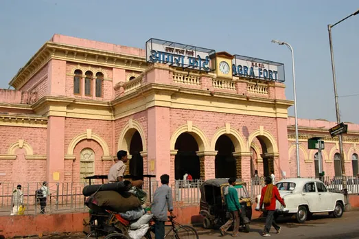 Agra Division Paints Stations Pink