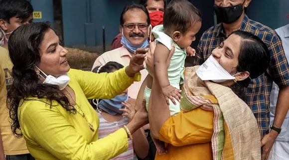 kerala doctor takes care baby