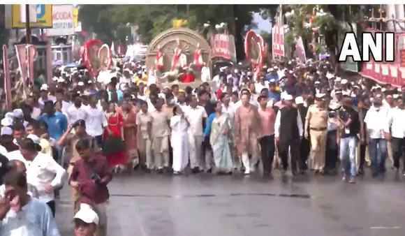 Grand Rally To Celebrate UNESCO Tag For Durga Puja