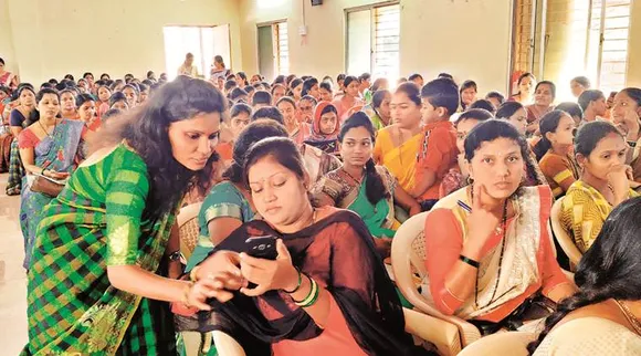 Women Rural Maharashtra, Andhra Govt YSR Cheyutha Scheme