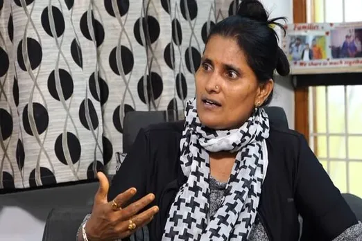 agent tina of vikram, who is vasanthi