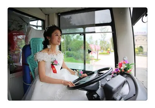 China bride Bus wedding