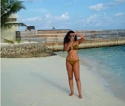rhea kapoor bikini