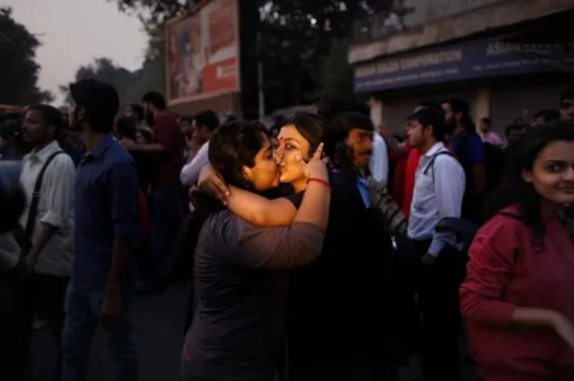Moral police get kisses of love