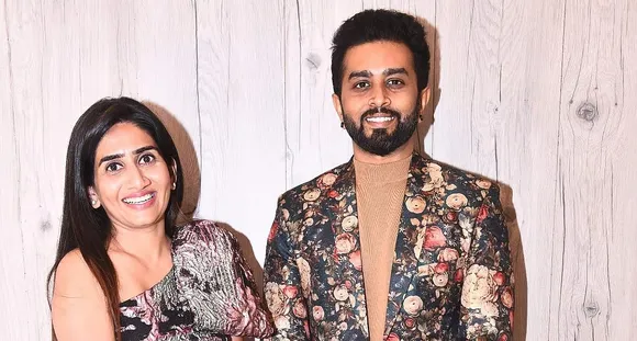 Who is Murali Vijay's wife?