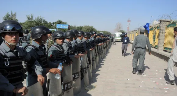 Champions Trophy security compromised as Pakistan sacks 100 policemen