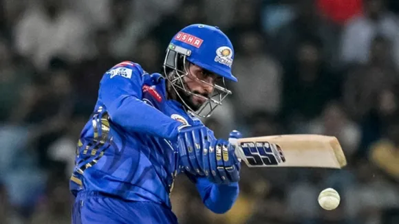 Former cricketers lash out at Mumbai Indians for bringing in Mitchell Santner for Tilak Varma