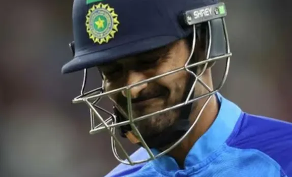 'Aaj tak samajh nahin aaya, ye khelta kyun hai' - Fans mercilessly troll Deepak Hooda for yet another poor outing in 1st T20I against NZ