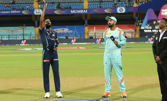 'Their jersey look like my nightpants' - Cheeky fans troll Lucknow for their jersey