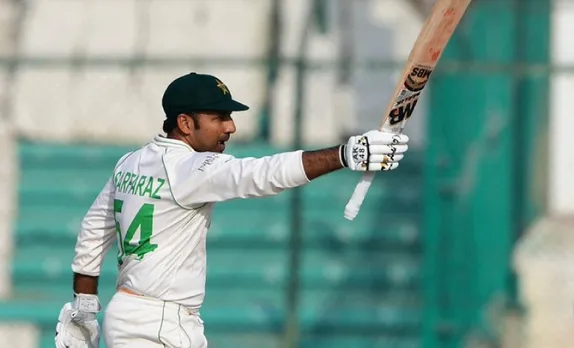 'Sach kaha tha Sarfaraz dhoka ni dega' - Fans ecstatic as veteran Pakistan batter Sarfaraz Ahmed makes a sensational comeback in Test cricket
