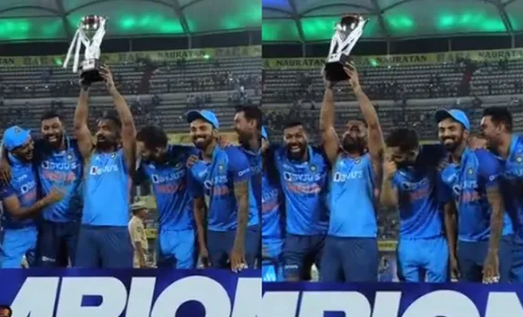 Virat Kohli, Dinesh Karthik and team India