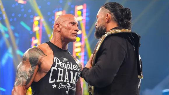 The Rock vs Roman Reigns
