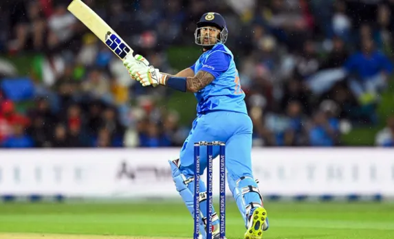 IPL 2023 में फ्लॉप सूर्यकुमार यादव की अब T20I नंबर-1 बल्लेबाजी रैंकिंग खतरे में