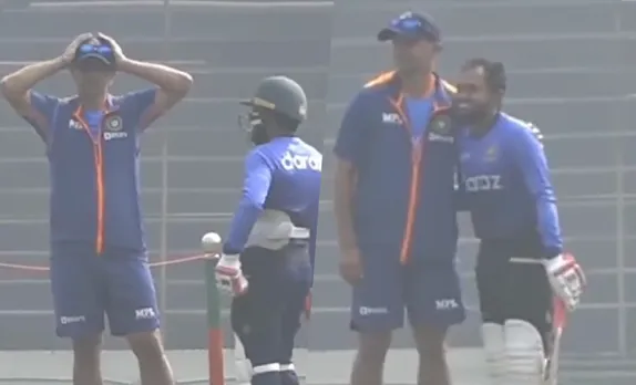 दूसरे टेस्ट से पहले बांग्लादेशी खिलाड़ी को बल्लेबाजी टिप्स दे रहे हेड कोच राहुल द्रविड़!