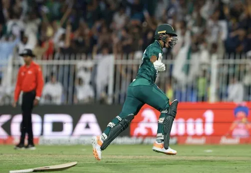 PAK vs AFG: नसीम शाह बने सुपरस्टार, आखिरी ओवर में दो छक्के मारकर 1 विकेट से दिलाई पाकिस्तान को बड़ी जीत