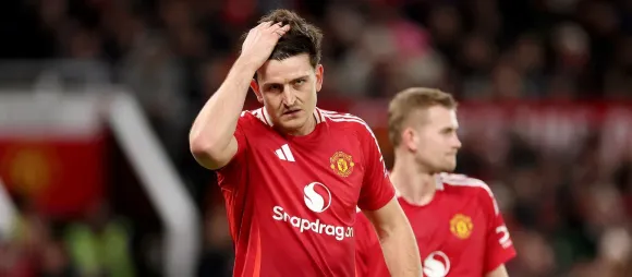 Newcastle Stun Manchester United with Dominant Display at Old Trafford