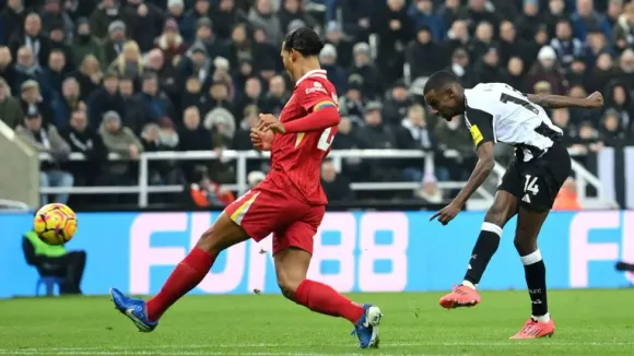 Newcastle Linked With £70m Move for Hugo Ekitike Amid Liverpool’s Pursuit of Alexander Isak