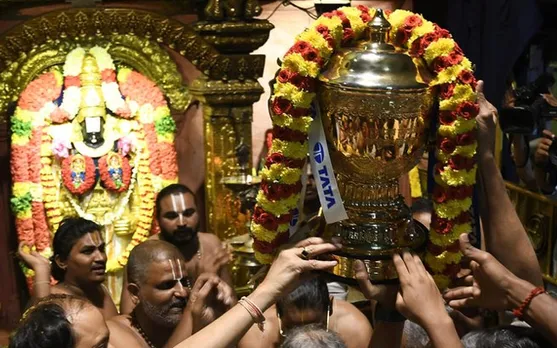 CSK IPL trophy