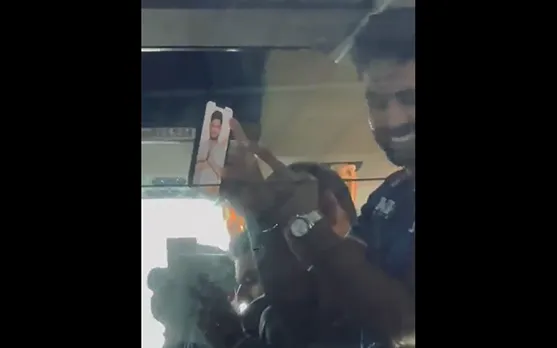 Suryakumar Yadav shows Sanju Samson's image