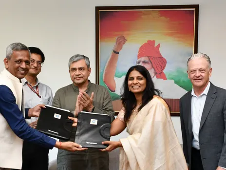 Renesas Signs MOUs with MeitY for Startup and Academic Support