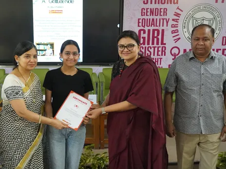 Felicitation of Scholarship Students by Officials from PNB Housing, Miranda House and Respect India.JPG