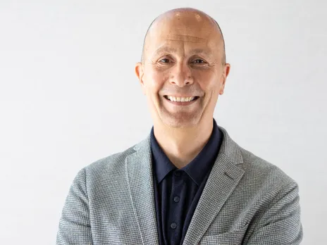 Ian Tickle Chief of Global Field Operations Freshworks
