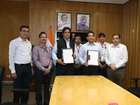 IREDA Sets ₹8,200 Cr Revenue Target for FY26