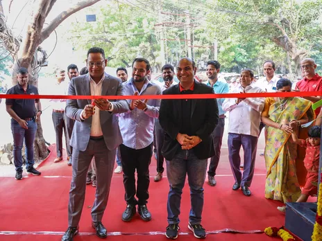 Ashwani Muppasani Chief Operating Officer India and Asia Pacific with Shailesh Hazela Managing Director and CEO Stellantis India at the Chennai 3S Facility Inaugration