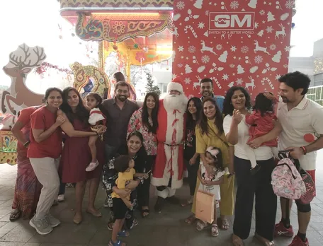 Festive Santa Sleigh