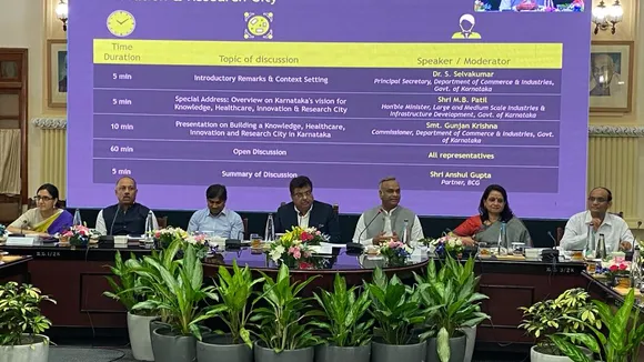 All Dignitaries Participating in the announcemnet of KHIR