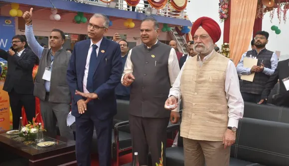 Second CNG station for boats in Varanasi