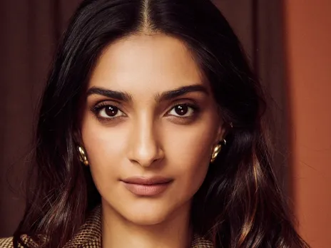 Sonam Kapoor.jpg