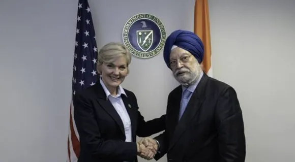 U.S. Energy Secretary Jennifer Granholm and Indian Minister of Petroleum and Natural Gas Hardeep Singh Puri