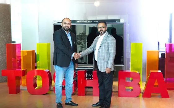 Sabir Saleem, MBUZZ, CEO with Santosh Varghese, VP, Toshiba GULF FZE.