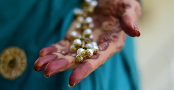 Festive jewellery