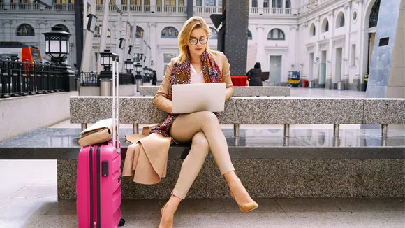 Travel-made-sexy-in-Posts,-Pins-and-Tweets