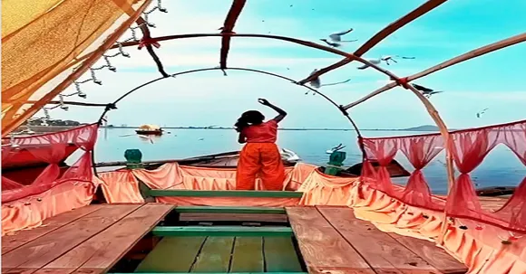 MakeMyTrip My India