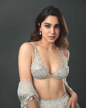 sharvari wagh