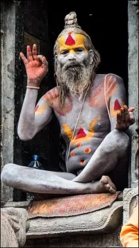 naga-sadhu