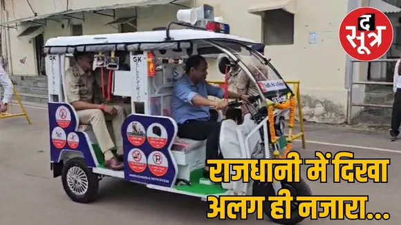 Collector Gaurav Kumar seen driving e-rickshaw EV traffic patrolling in Raipur the sootr