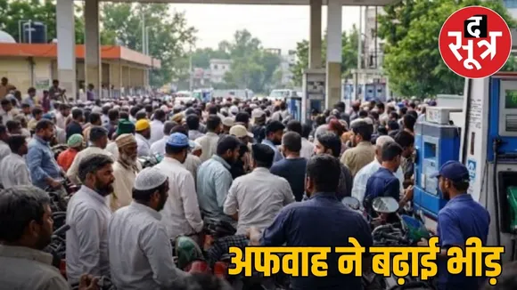 Rumors of war create chaos at petrol pumps