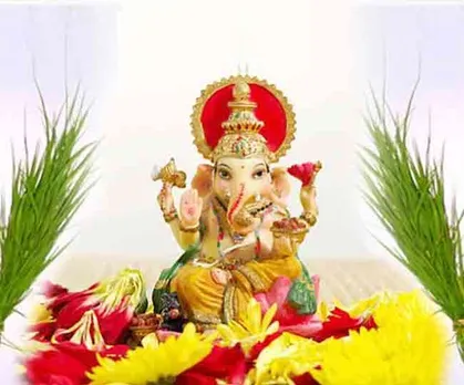 Pauranik Katha: तो इसलिए गणेश जी पर चढ़ाई जाती है दूर्वा घास, पढ़ें ये  पौराणिक कथा - Pauranik Katha Why Durva grass is offered to Ganesha